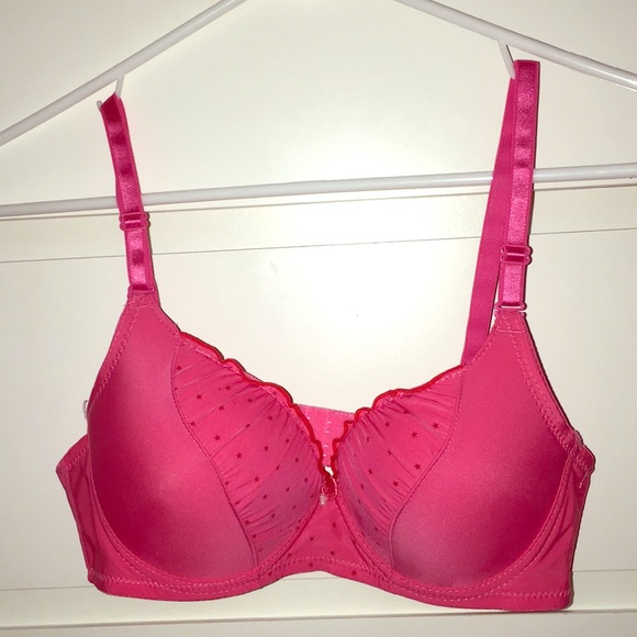 Victoria's Secret Other - TWO FOR $12 Pink Push up bra